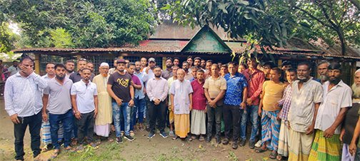 রূপগঞ্জে সহিংসতা প্রতিরোধে ধর্মীয় উপাসনালয় পাহারায় যুবদল নেতাকর্মী